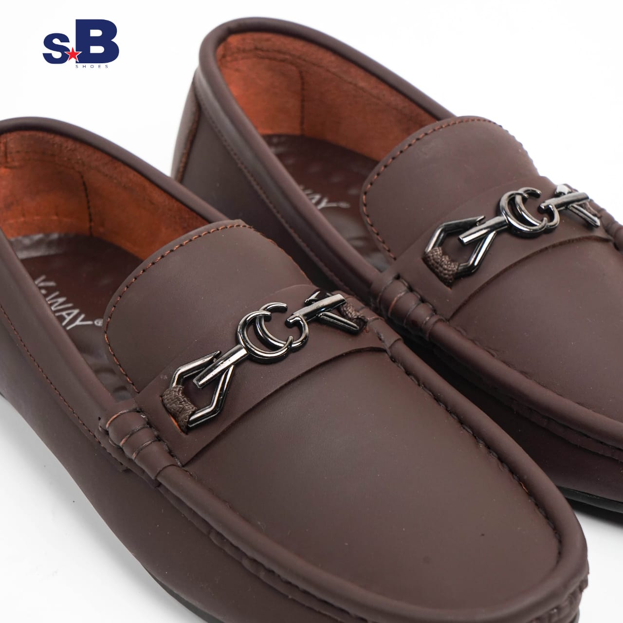 Classic Charm Loafer Brown