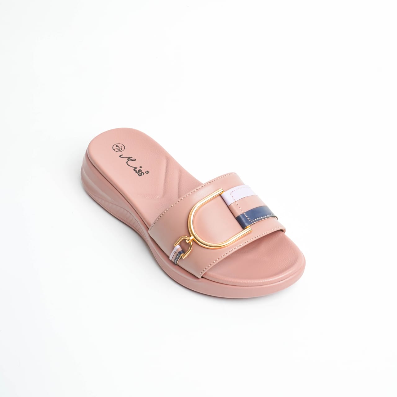 Chic Buckle Blush