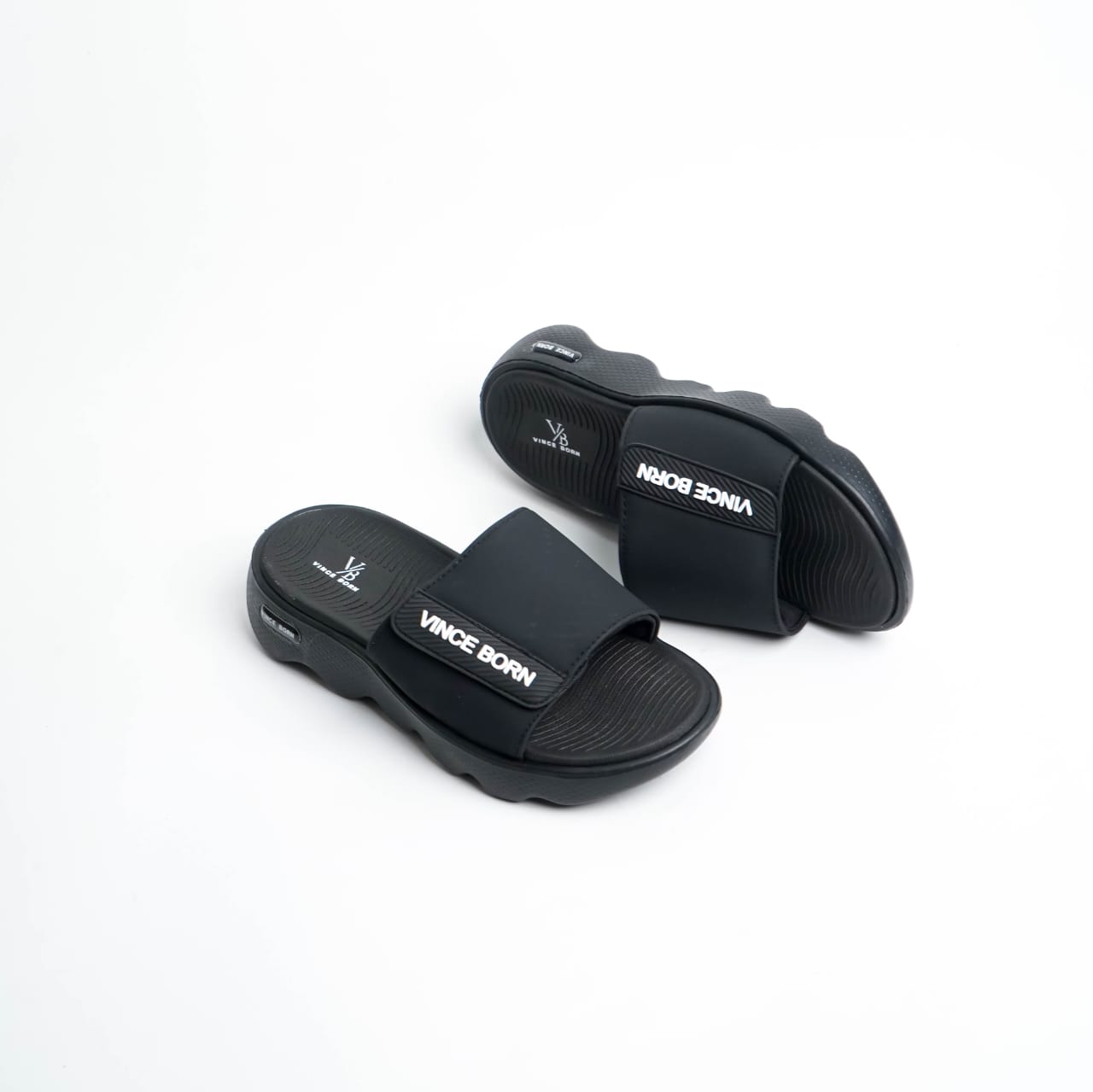 Bold Comfort Black