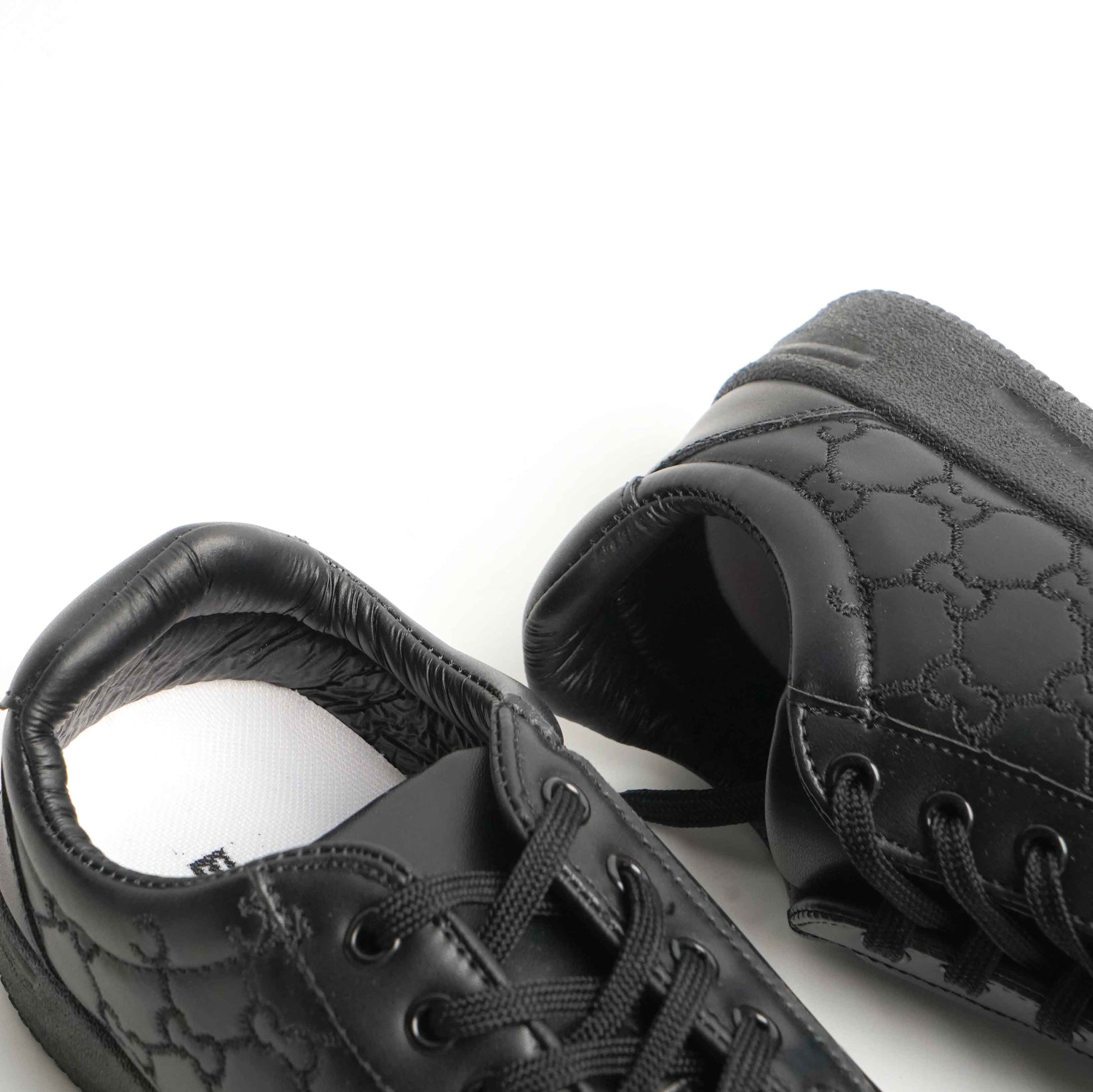 Monogram Black