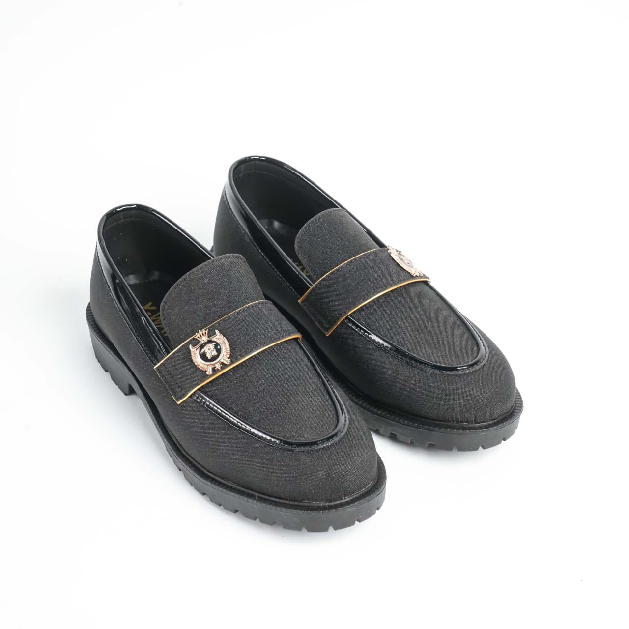 Crown Crest Loafers – Black